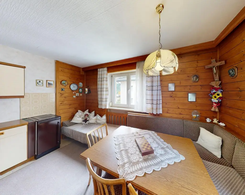 Charmante 4-Zimmerwohnung – Wohnen mit Herz und Geschichte!