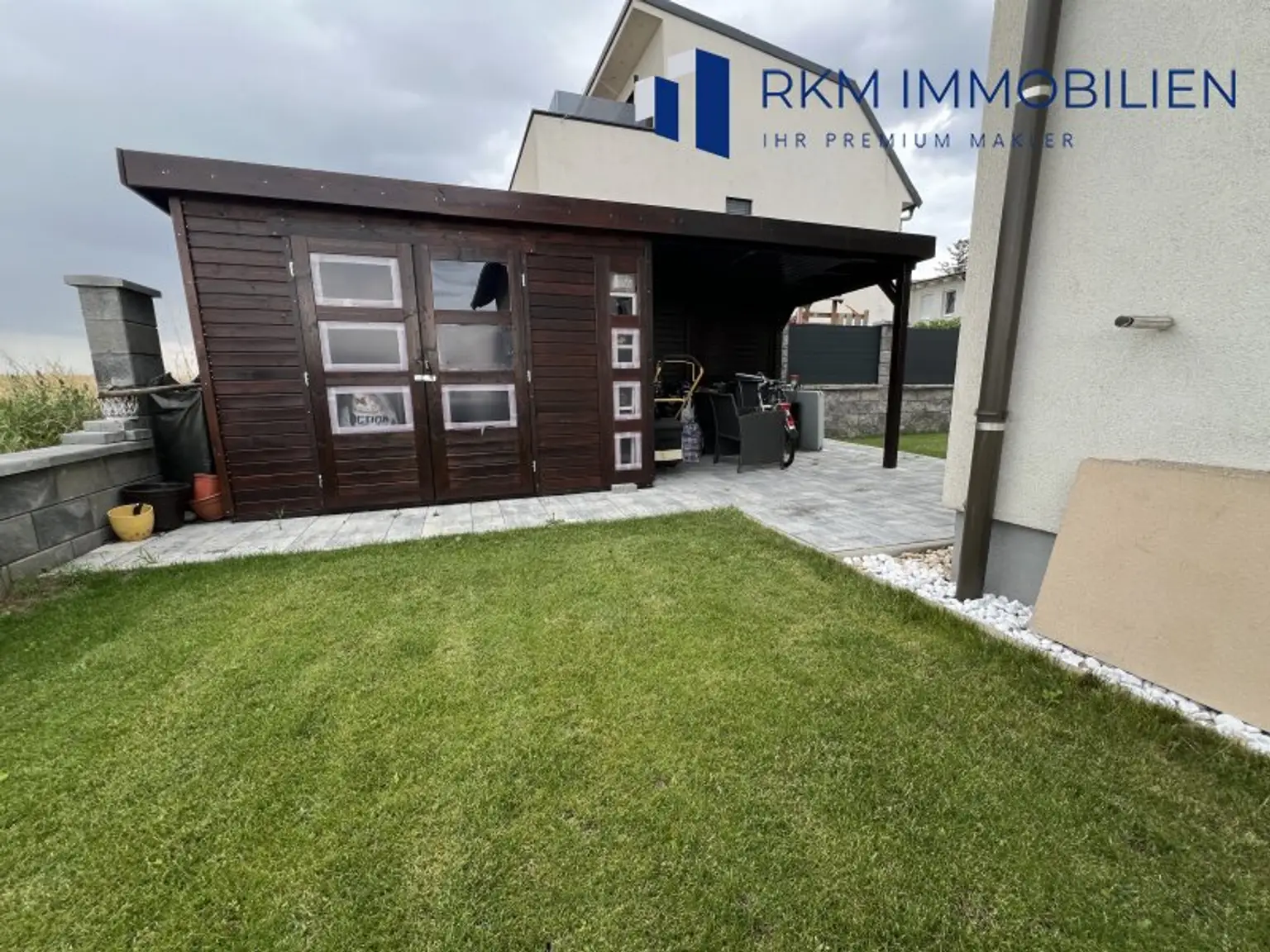 Luxuriöses Einfamilienhaus in Gerasdorf: 6 Zimmer, 207m², Terrasse & Balkone!