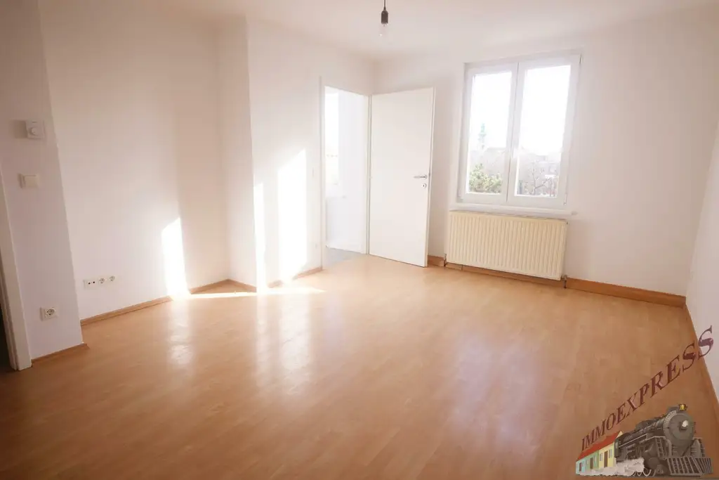 2 Zimmerwohnung im Zentrum Schwechats zu vermieten  - Grünruhelage