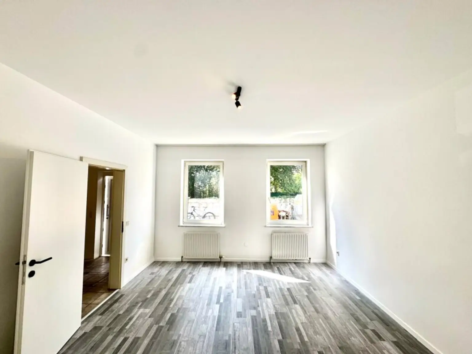 Reihenhaus-Juwel in zentraler und ruhiger Lage von Ternitz – ideal als Zuhause oder Kapitalanlage!