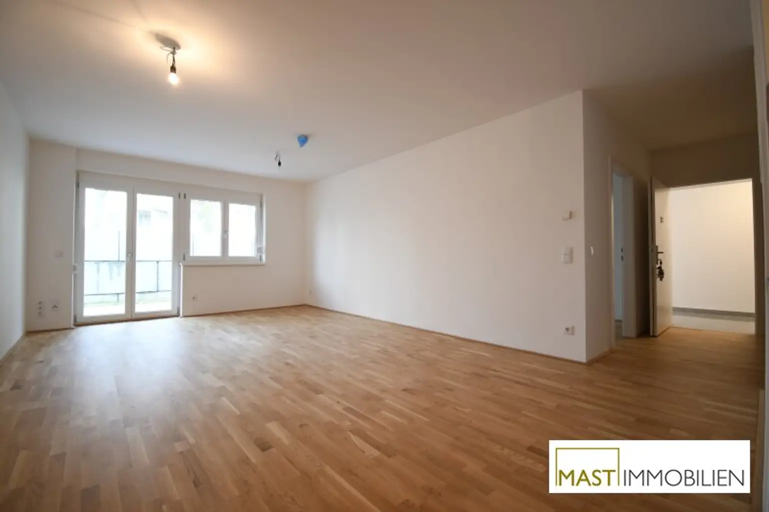 PROVISIONSFREI --- 2 Zimmer Garten Wohnung inkl. EWE Einbauküche & absoluter Ruhelage direkt in Spillern