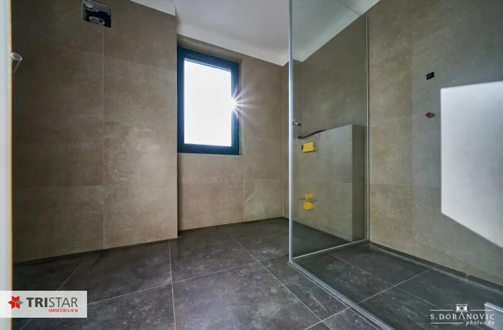 • NEU! • TOP-LAGE • ZIEGELMASSIVHÄUSER • KELLER • ERDGESCHOSS • OBERGESCHOSS • GARTEN • TERRASSE • PKW-STELLPLATZ •