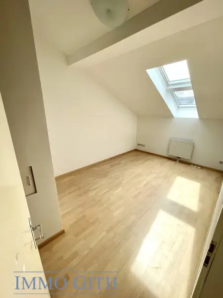 DACHGESCHOSSJUWEL MIT SPEKTAKULÄREM WIENBLICK - UNBEFRISTET & PROVISIONSFREI ZU MIETEN!