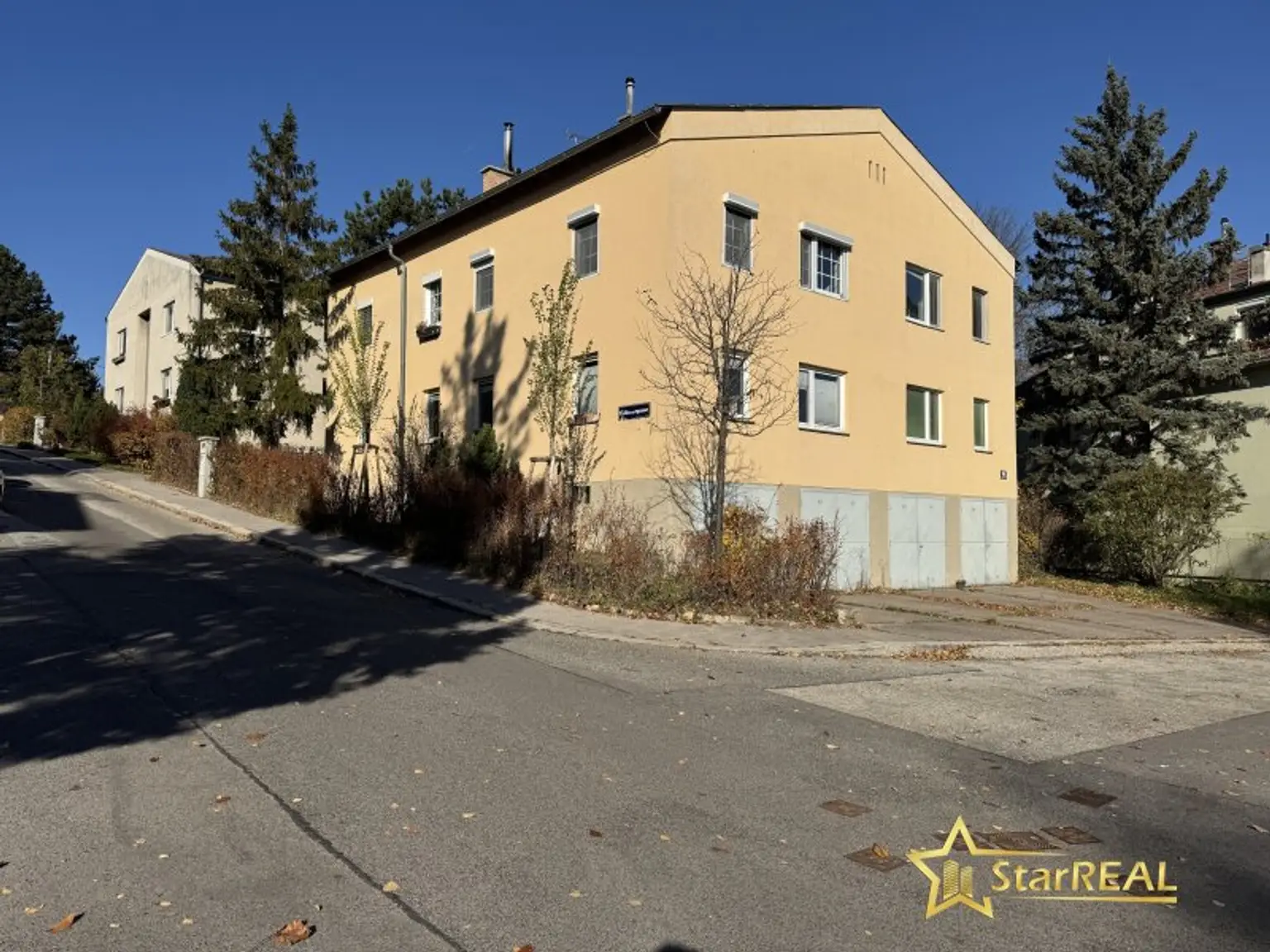 4 ZIMMER WOHNUNG IN 1130 WIEN! RENOVIERTER ZUSTAND. GEMEINSCHAFTSGARTEN.