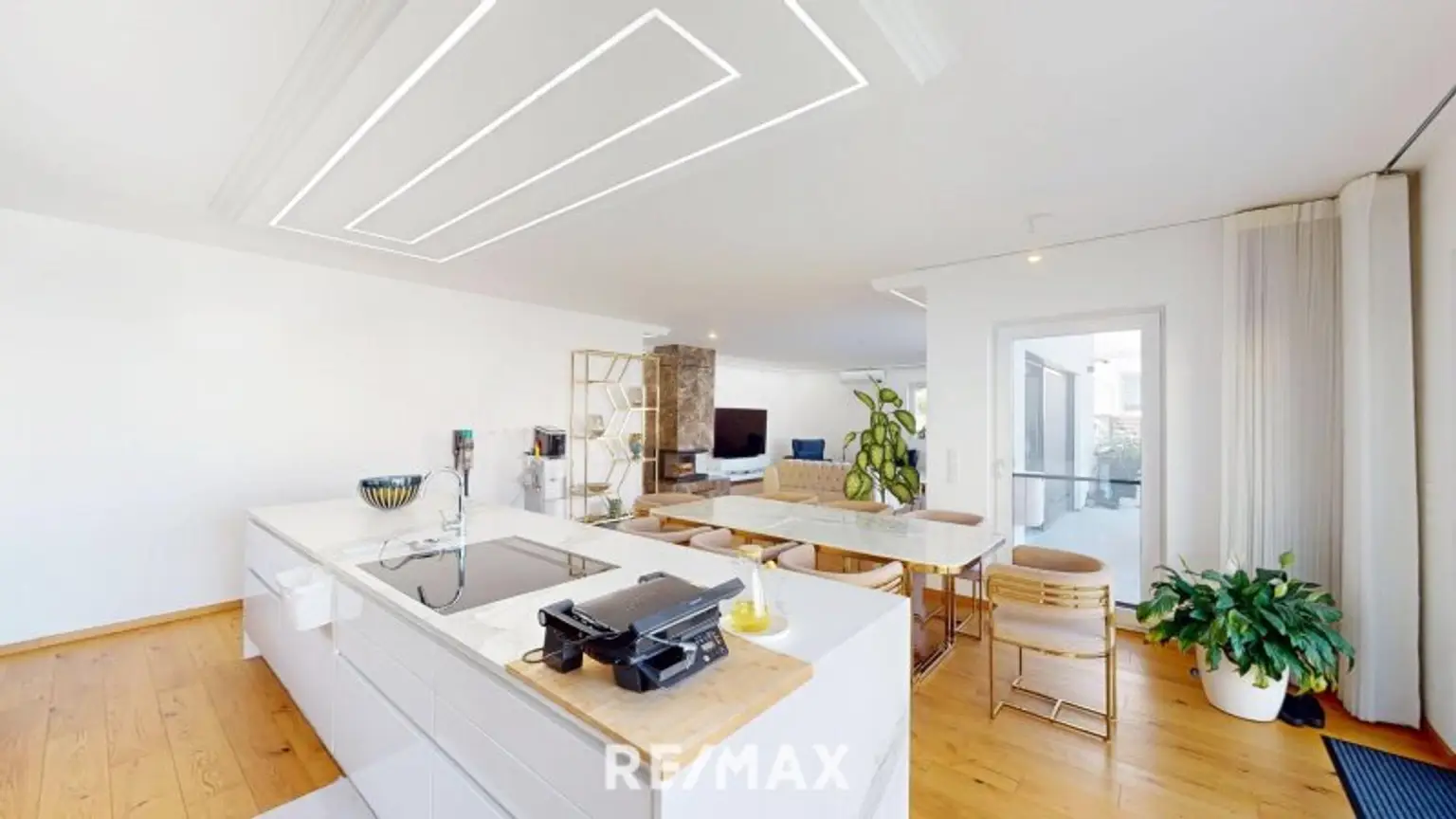 REPRÄSENTATIVE TRAUMVILLA IN BESTLAGE VON HIMBERG NÄHE WIEN & U1