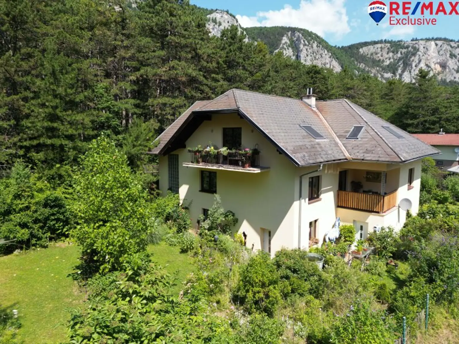 Hohe Wand - Einfamiliehaus mit 3 Wohneinheiten auf 1.100 m² Grund!