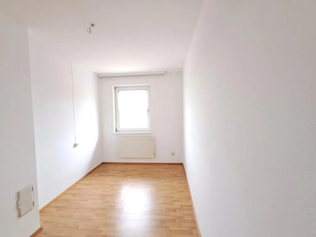 Ankommen. Wohlfühlen. Gestalten – Ihre neue Wohnung mit Loggia im Grünen