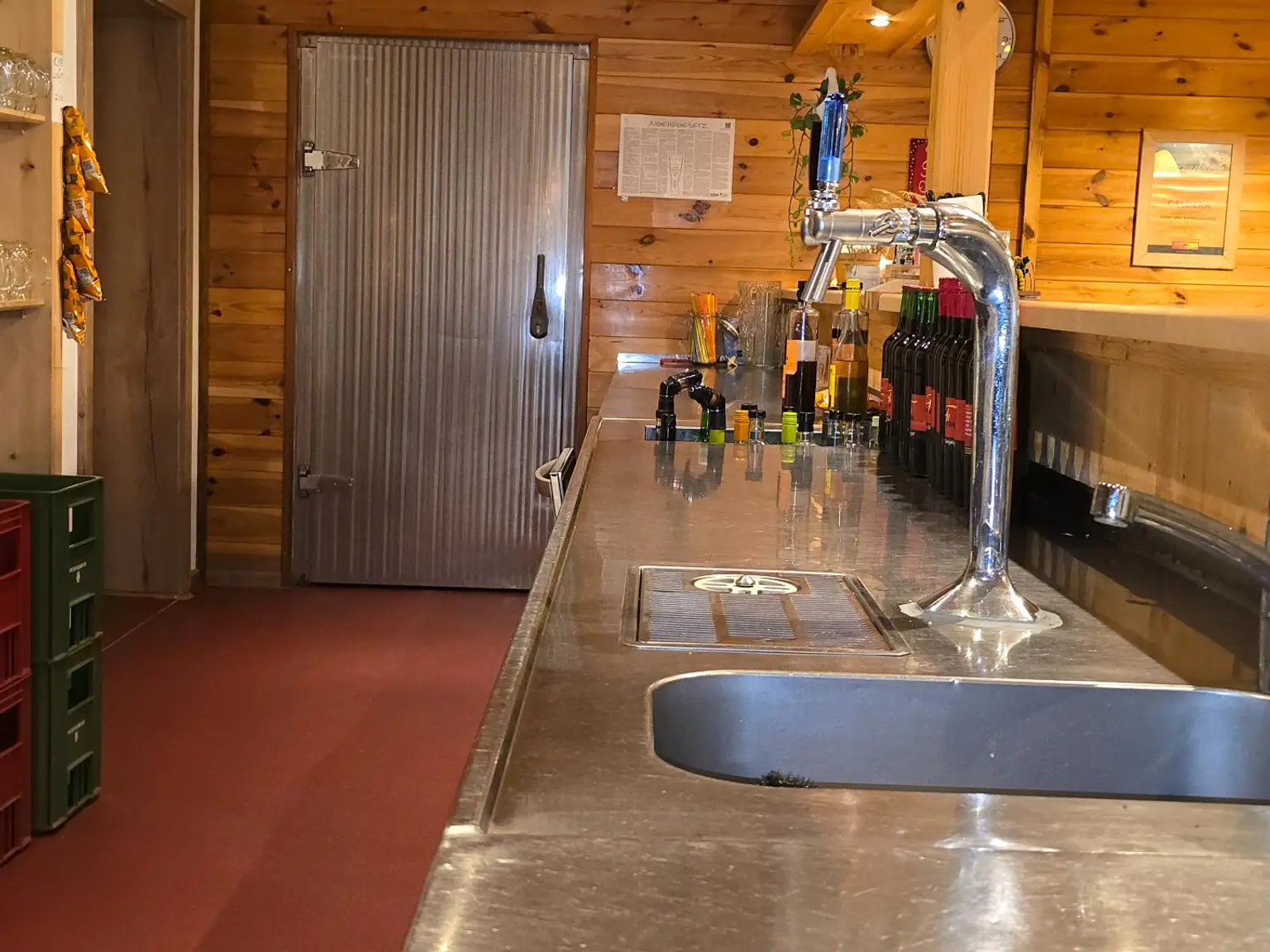 Großes Haus für Visionäre in Aussichtslage (Buschenschank, Weingärten)