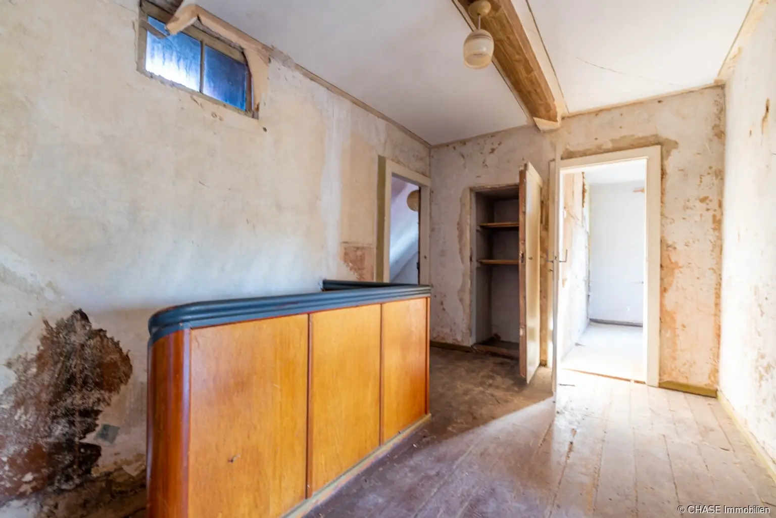 Hinterer Gebäudeteil, Nutzraum, OG Flur