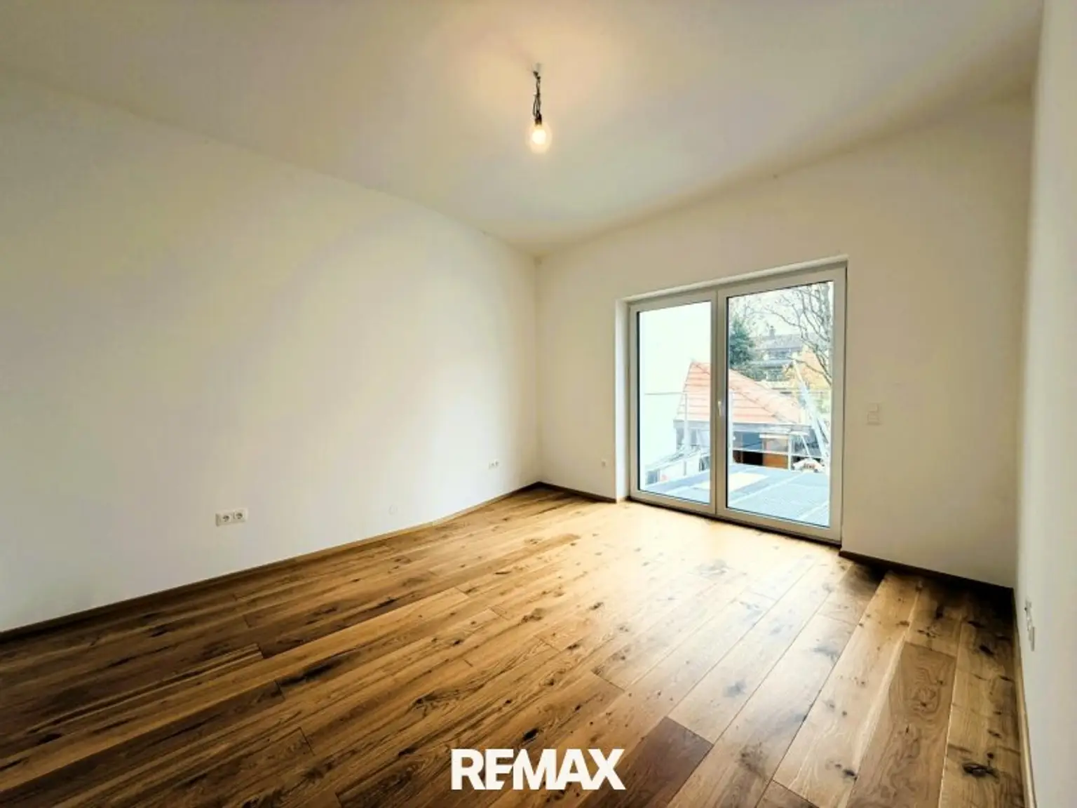 6 Schlafzimmer