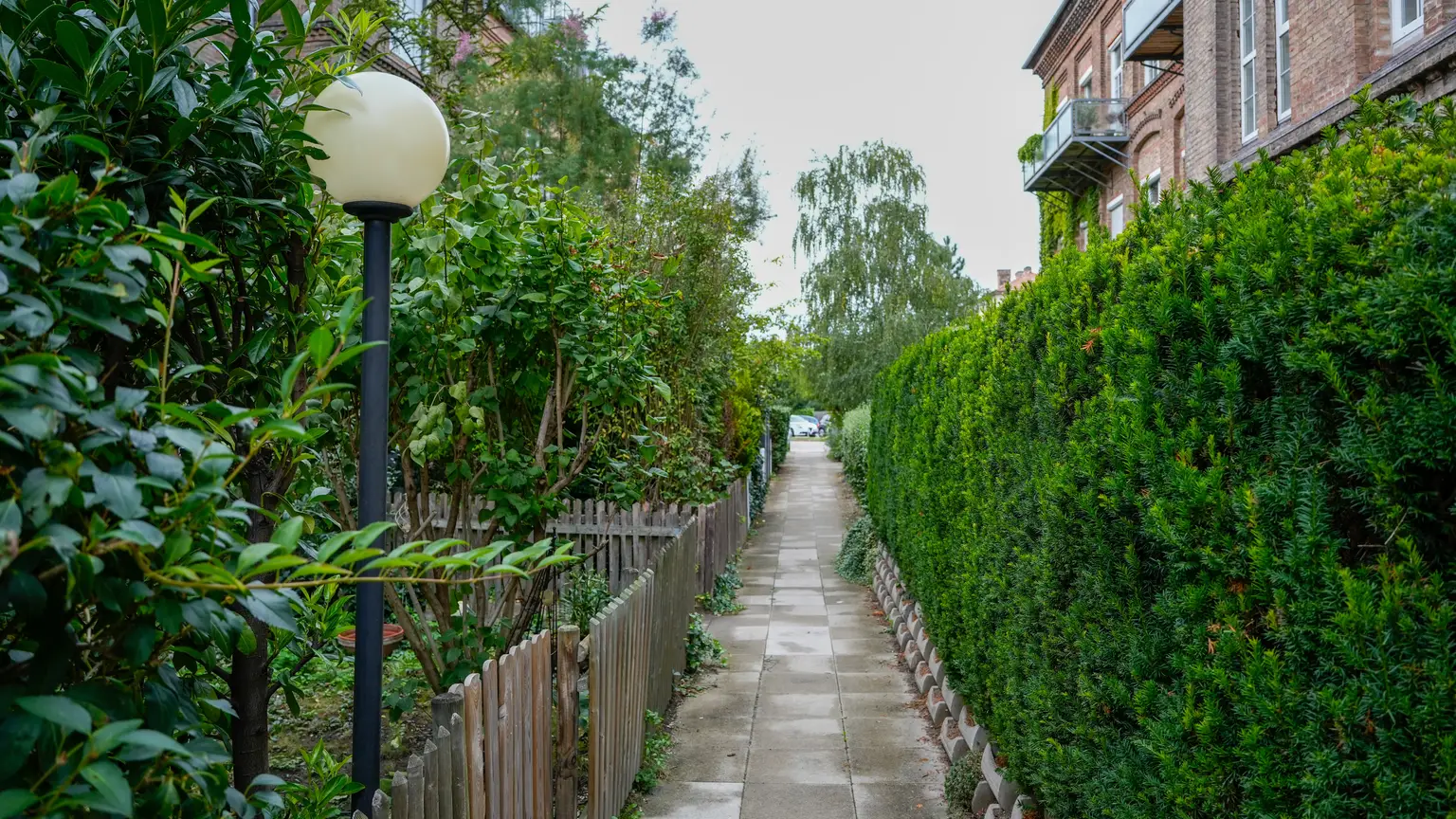 Sehr helle Maisonette-Wohnung mit Terrasse & Garten in zentraler Lage von Korneuburg – Wohnen im generalsanierten Backsteinbau