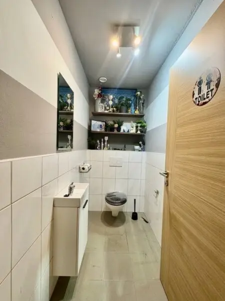 WC im Keller