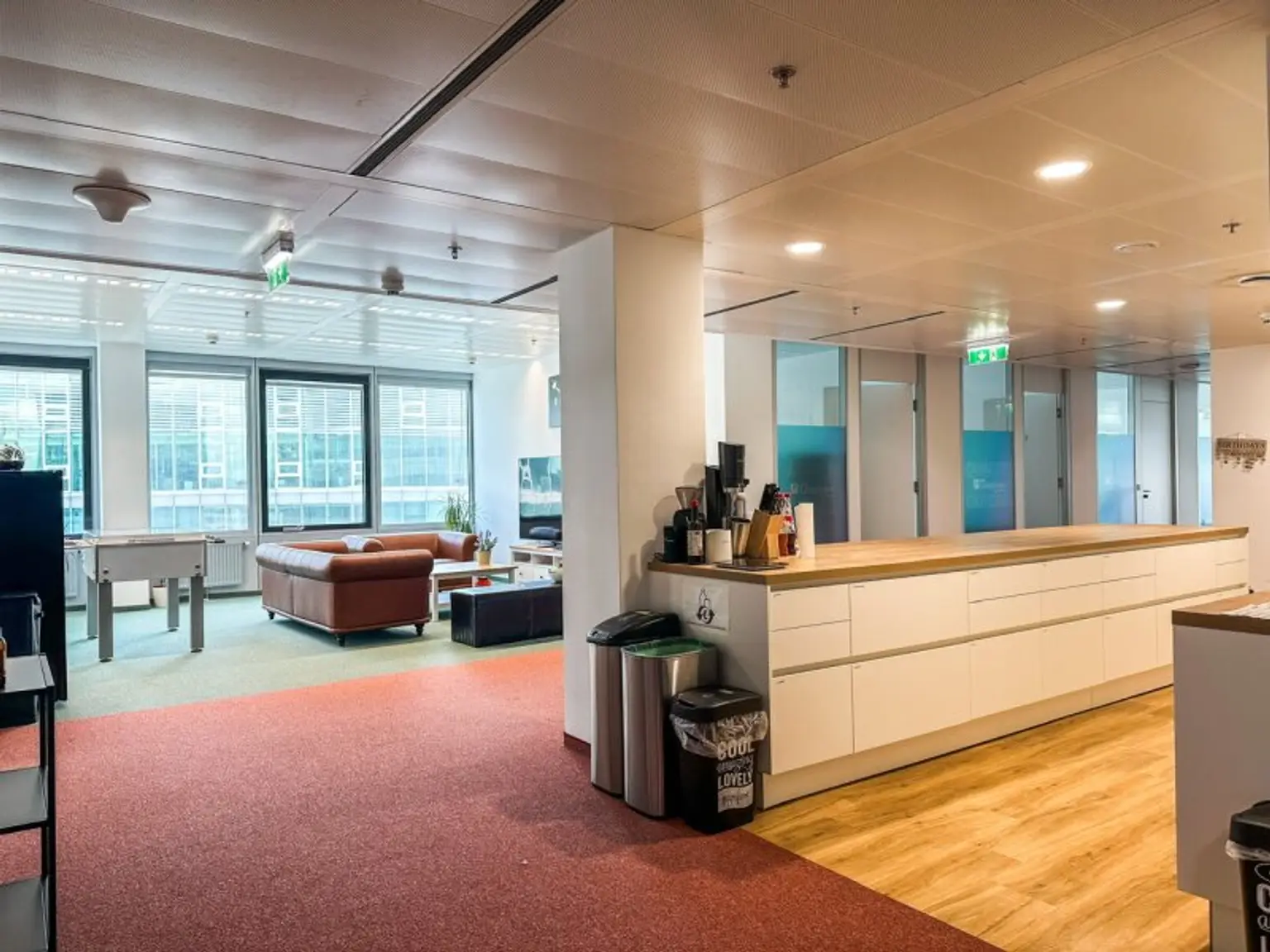 Modernes und schönes Büro im Ares Tower - 12. Stock - 1220 Wien