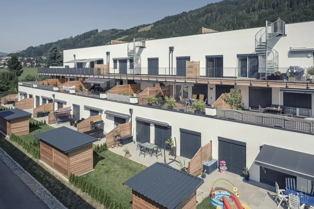 3-Zimmer-Wohnung mit XXL-Terrasse & 2 Parkplätzen – ab 01.09., provisionsfrei