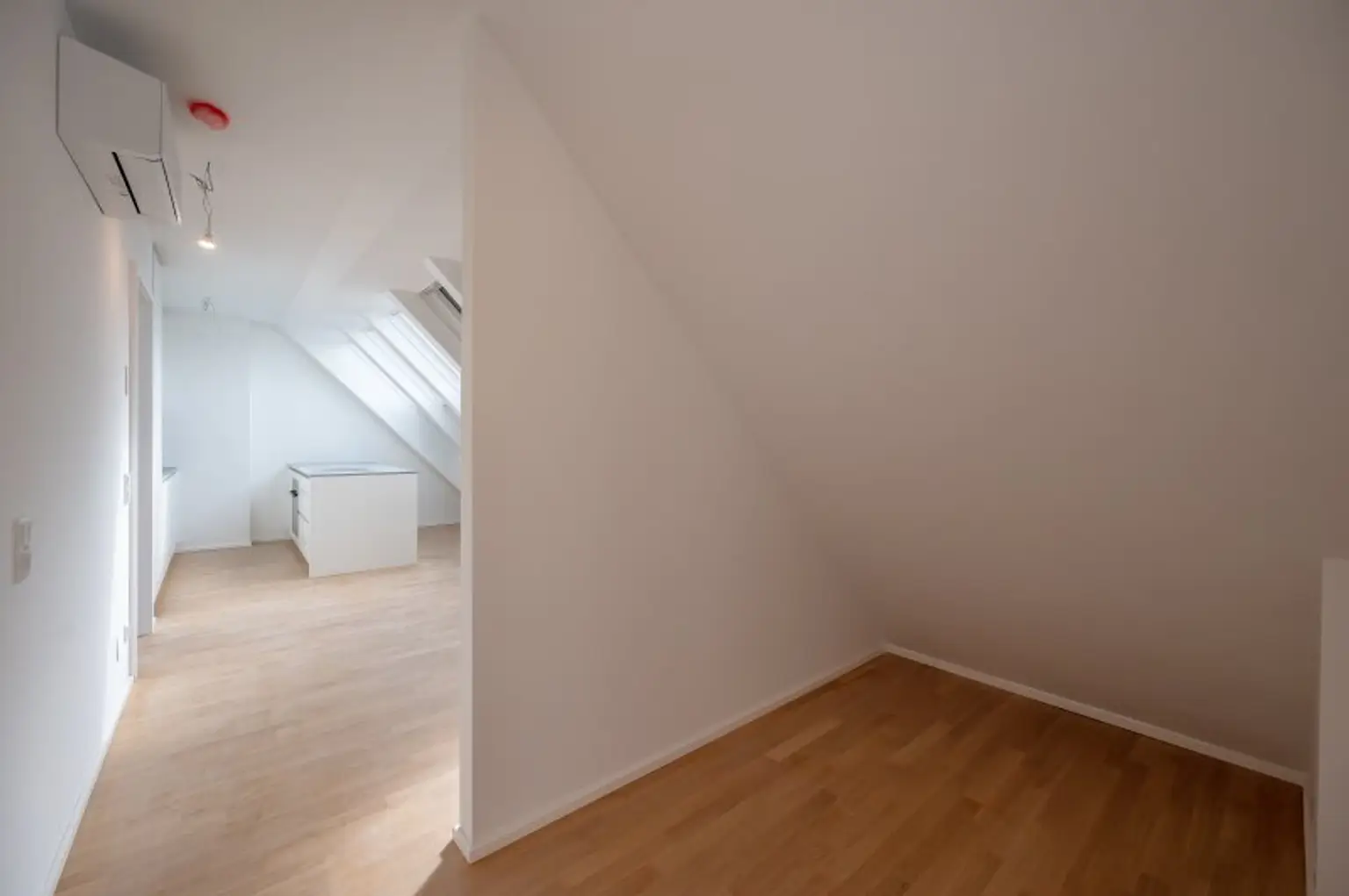 ++MOLLARD 50++ Exclusive 4-room-Penthouse with Stunning Views over Vienna (1/31)