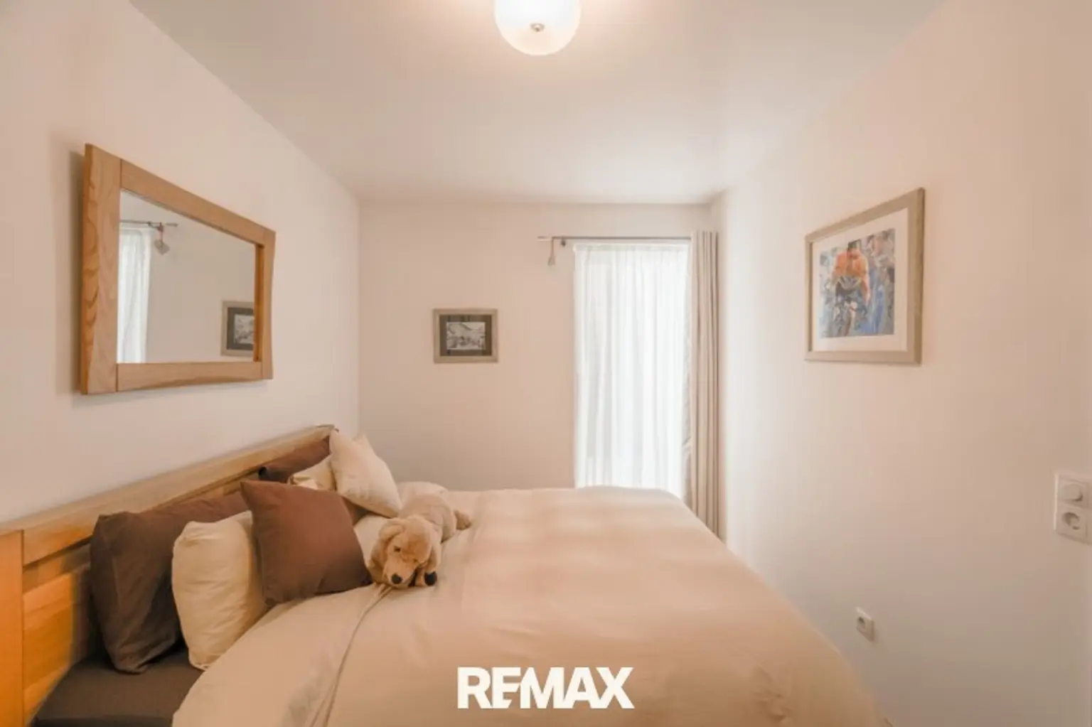 Schlafzimmer - 2