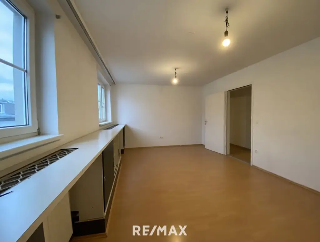 Zwei DG-Wohnungseigentumsobjekte auf einer Ebene nahe Währinger Einkaufsstraße, U6 und Volksoper