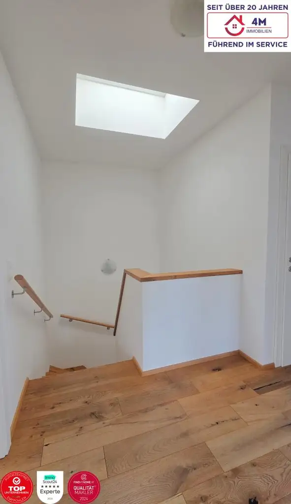 4-Zimmer-Doppelhaushälfte mit Photovoltaik und 3 Stellplätzen