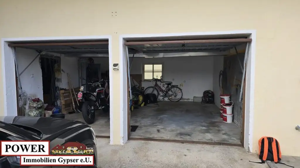 Großzügiges Wohnhaus in Zentrumsnähe !!