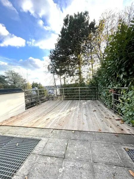 Prestige Living in Sievering: Großzügige Gartenwohnung mit Stil