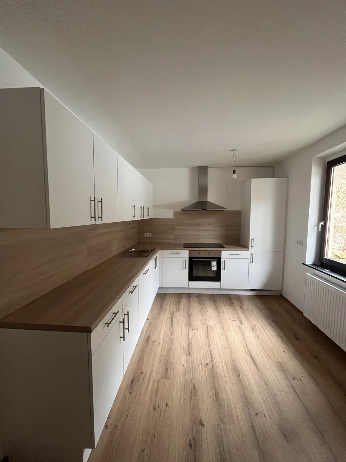 ###ERSTBEZUG###Exklusives Wohnerlebnis am Römerberg – Ruhe, Natur & Stadtnähe in Baden