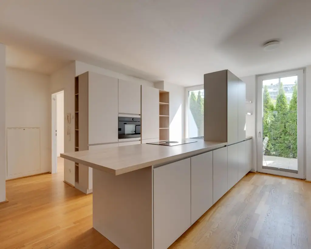 Lage & Komfort – Familienwohnung mit Gartenanteil & zwei Terrassen