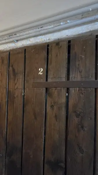Wohnen im grünen Hietzing: Charmante 2-Zimmer-Wohnung - 2.Stock OHNE Lift