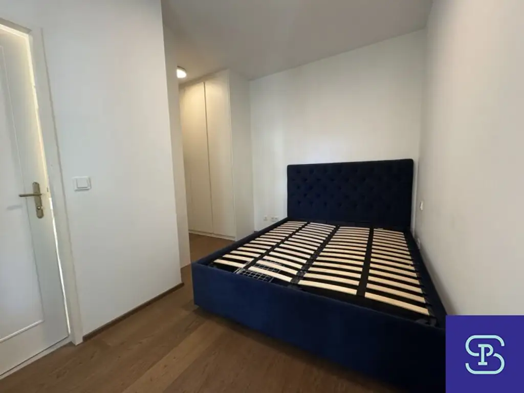 Provisionsfrei: Exklusiver 47m² Altbau mit Einbauküche und kl. Balkon in Toplage - 1080 Wien