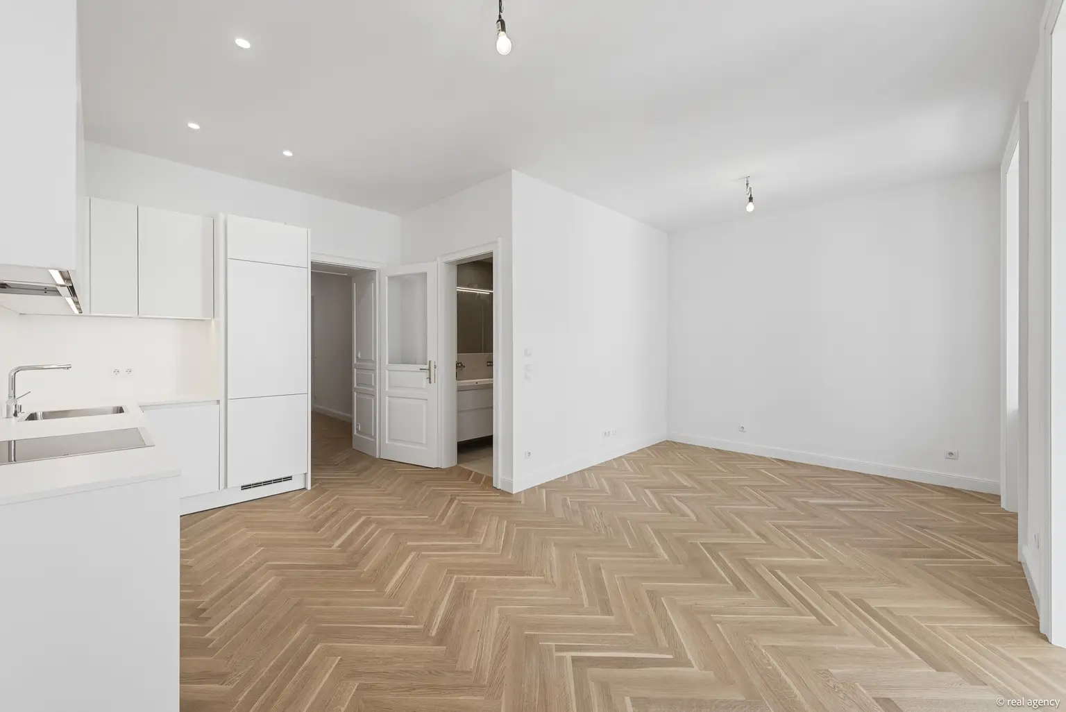 Moderne 2-Zimmer-Wohnung mit offener Wohnküche und Balkon