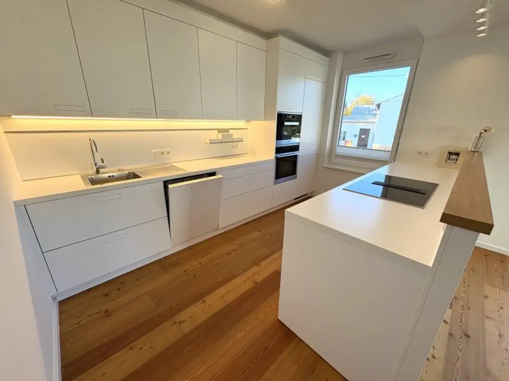 Exklusives Familienglück - 4-Zimmer Wohnung mit Blick ins Grüne