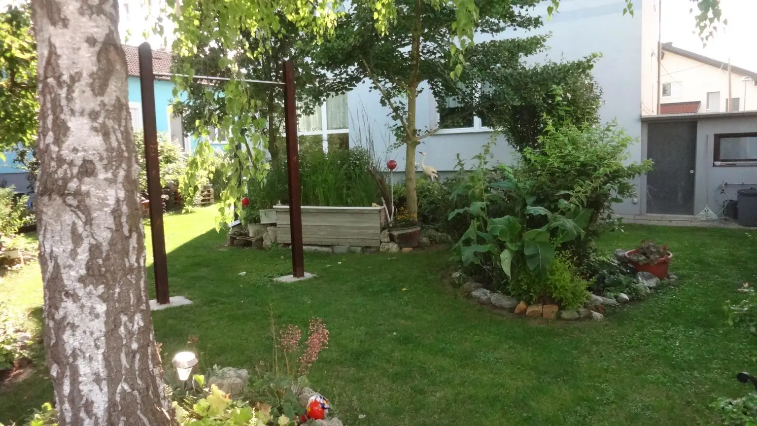 Einfamilienhaus mit vielen Zimmern in ruhiger Lage !