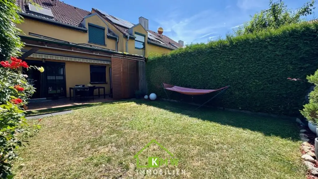 Familienglück: saniertes, gepflegtes Reihenhaus mit Keller, Garten und Terrasse