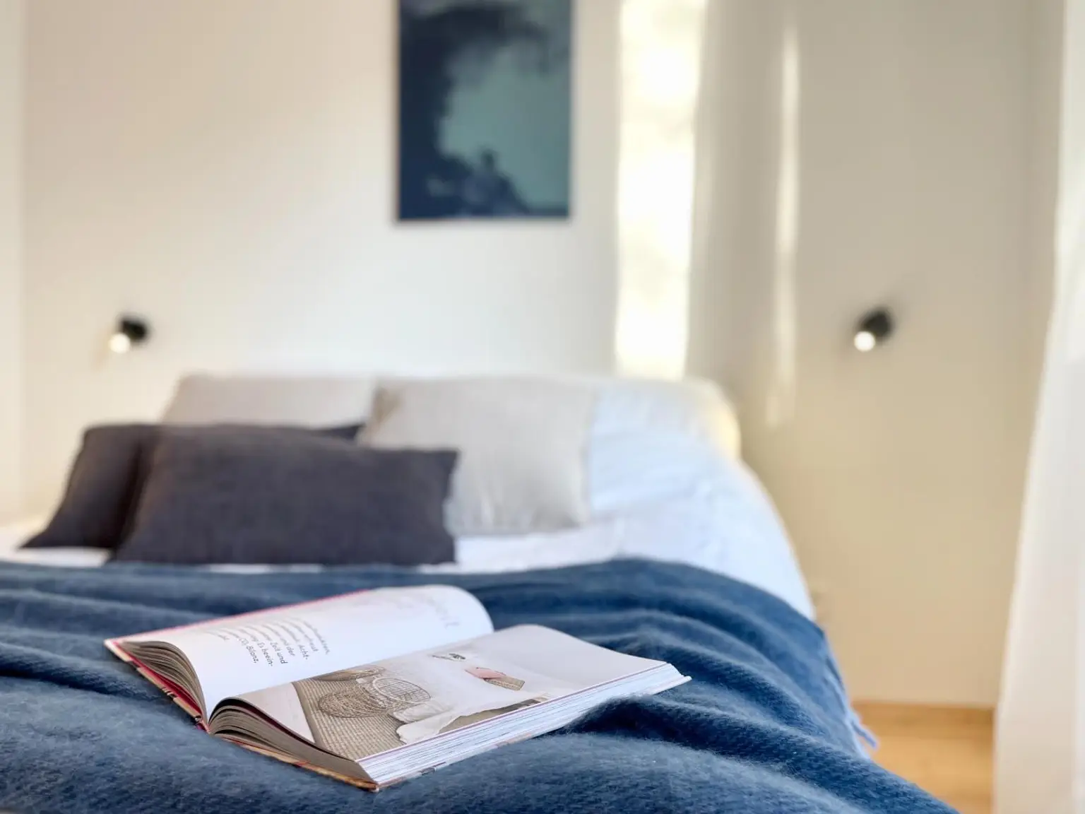 Idyllisch leben am Stadtrand – Lichtdurchflutete Wohnung mit Balkon ins Grüne