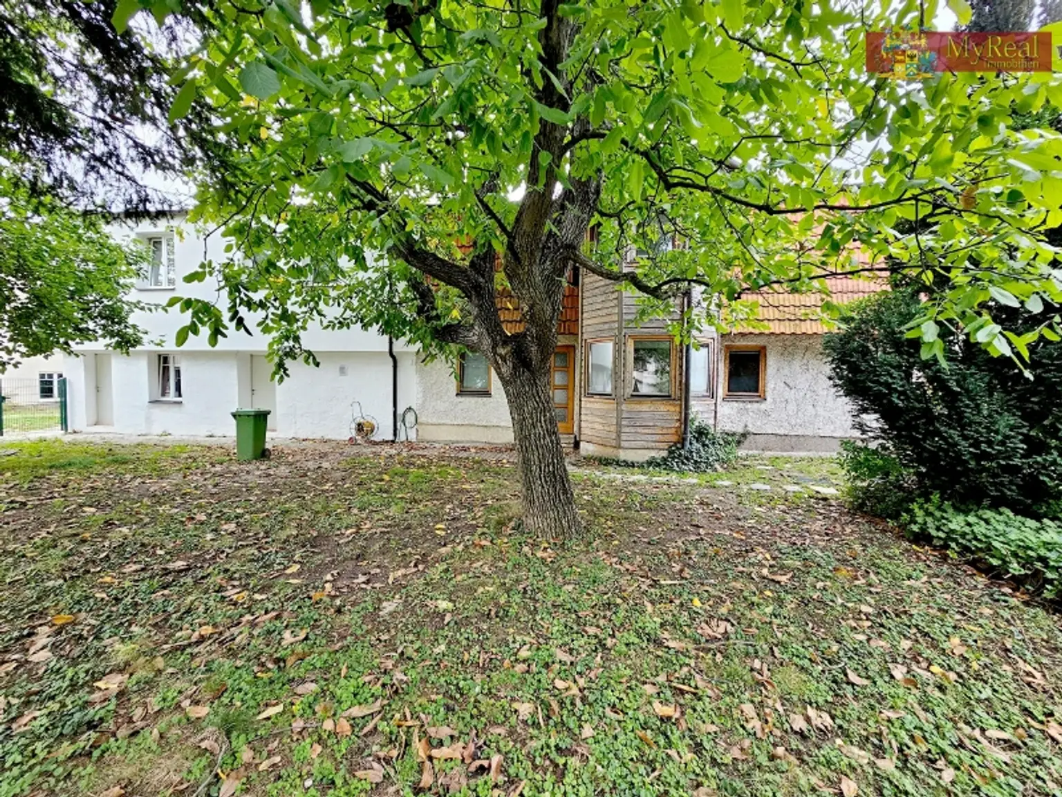 Ruheoase mit Pool  in Ruhelage