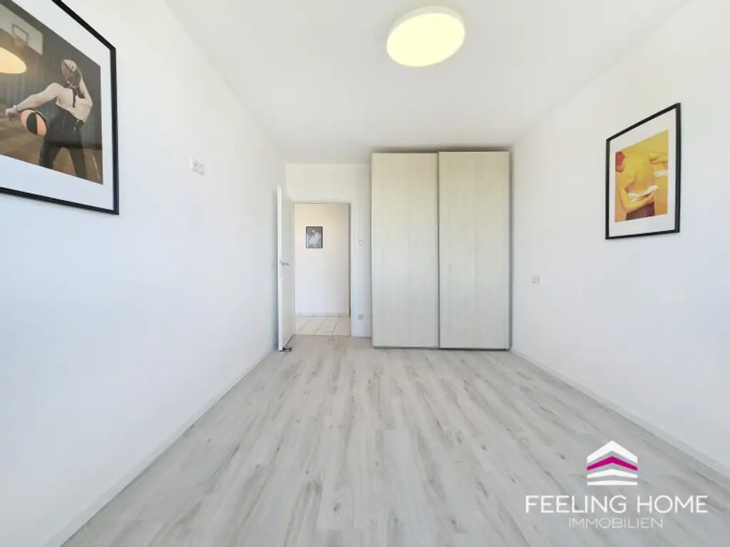 Frisch renoviert & bezugsfertig: 3-Zimmer-Perle mit Schlossnähe & Parkähnlichen Innenhof!