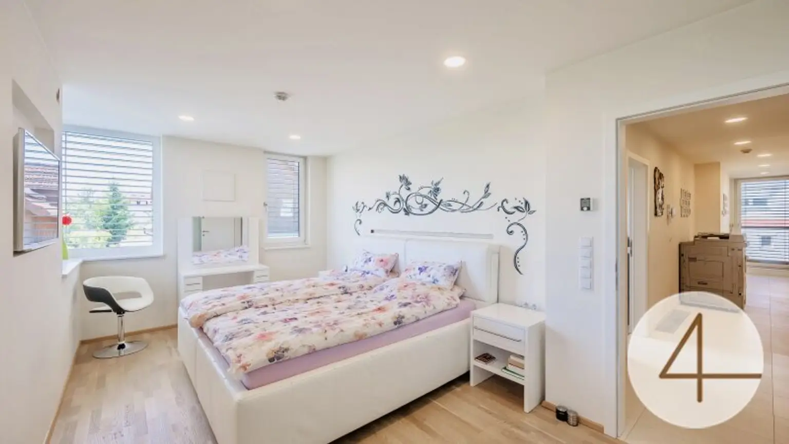 2 premium Villen direkt nebeneinander - mit grünen Weitblick - sonnige Ausrichtung - hochwertige Ausstattung - Salzwasserpool - Garage - Lift