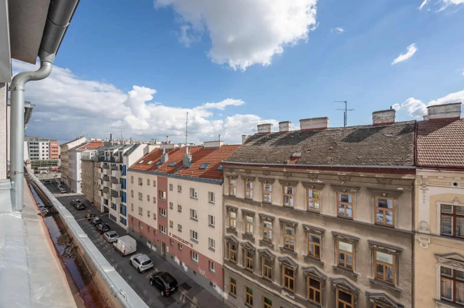 ++NEU++ Stylische Maisonette im Dachgeschoss – 3 Zimmer mit Sonnenterrasse