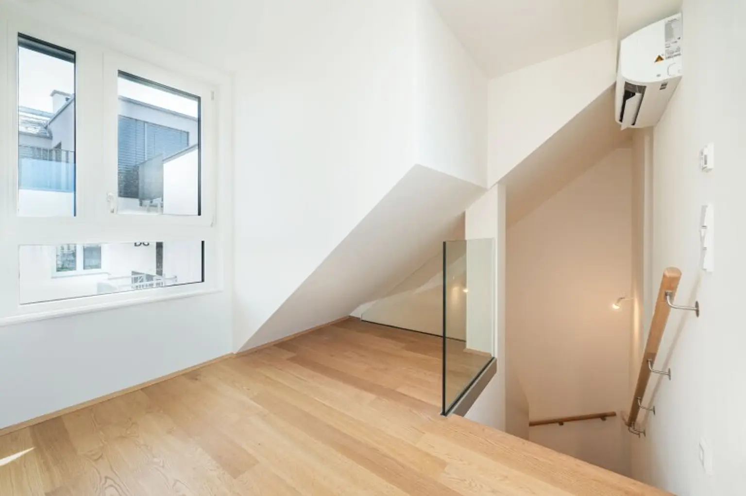 Erstbezug! Nahe U3 Rochusgasse! 2-Zimmer-Maisonette mit exklusiver Dachterrasse zu vermieten!