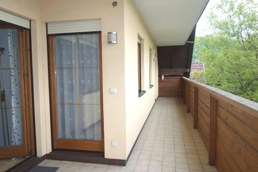 Geräumiges Ein-Zweifamilienhaus mit Seeblick-in 2 Wohnungen teilbar