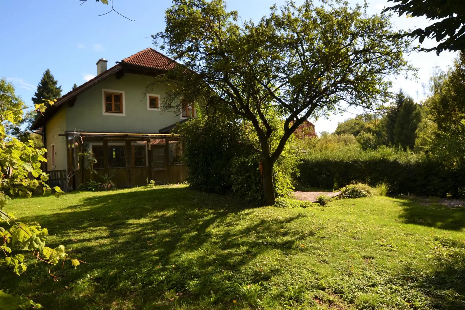 Wohnen im Grünen – Einfamilienhaus mit direktem Waldzugang