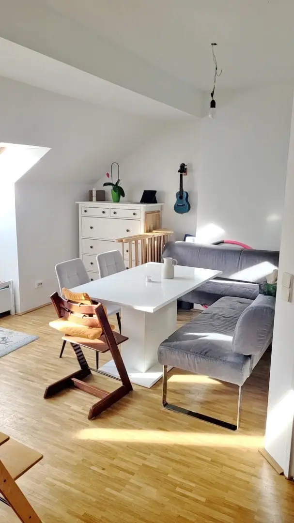 ENNS - Helle, großzügige 3-Zimmerwohnung mit zwei Balkonen und KFZ-Stellplatz!