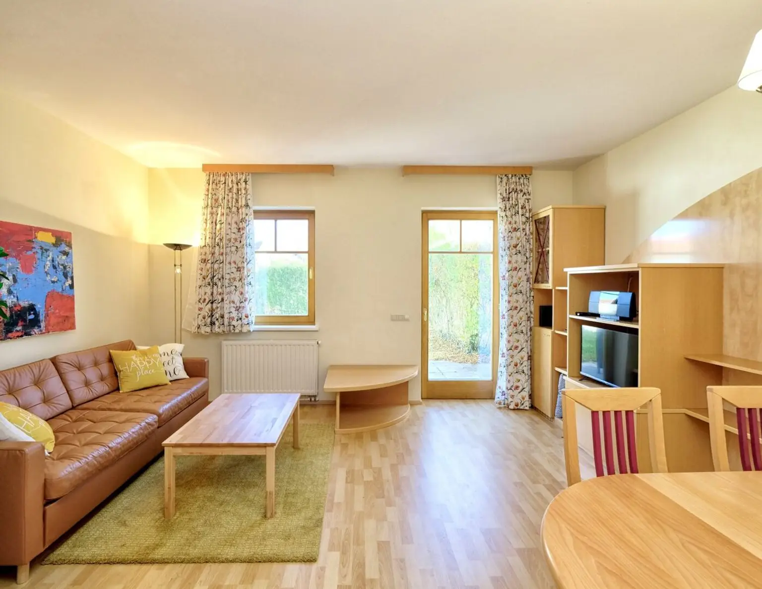 Zweitwohnsitz im Kinderparadies - Doppelhaushälfte in Thermen - und Golfplatz Nähe - Ferienhaus!!