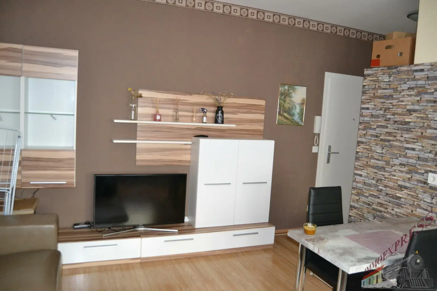 Entzückende 40 m² Wohnung - Ihr neues Zuhause mit Badebiotop vor der Türe! Wohnung wird leer übergeben!