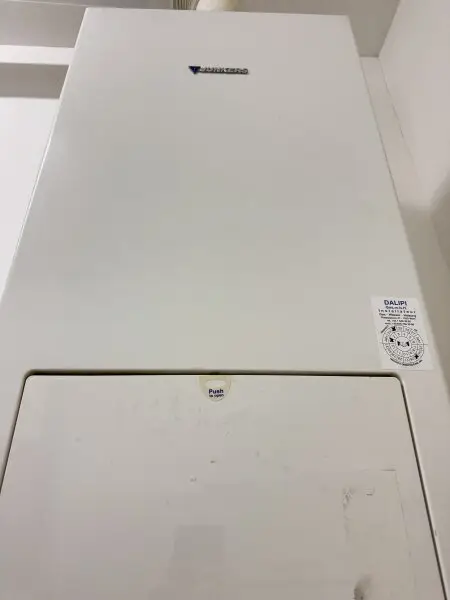 Charmante 3-Zimmer-Altbauwohnung in generalsaniertem Haus mit Lift – 1020 Wien