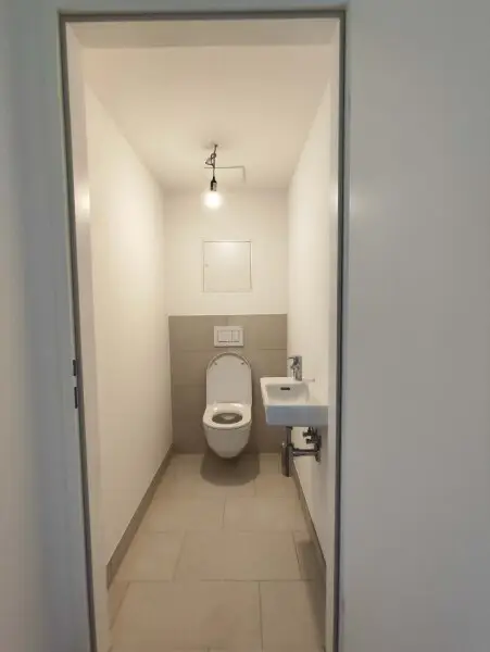 NEUBAU DACHGESCHOß-3-Zimmer-ERSTBEZUG mit Balkon in 1210 Wien! Top 2/50