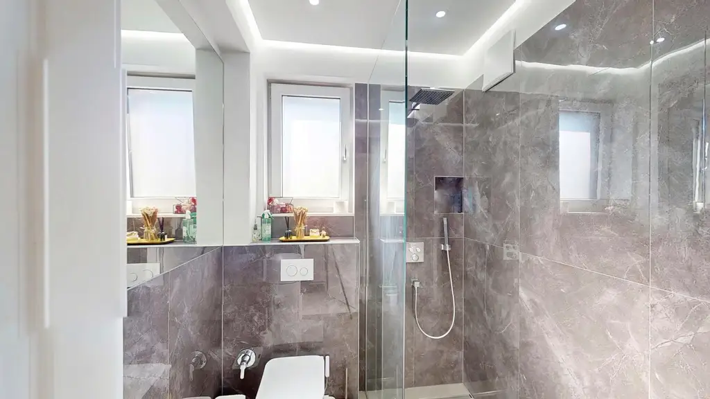 REPRÄSENTATIVE TRAUMVILLA IN BESTLAGE VON HIMBERG NÄHE WIEN & U1