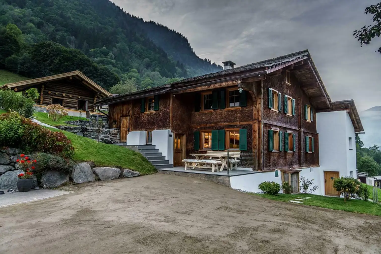 Montafon - Luxuschalet umgeben von einer traumhaften Bergkulisse | Montafon - luxury chalet surrounded by a dreamlike mountain scenery