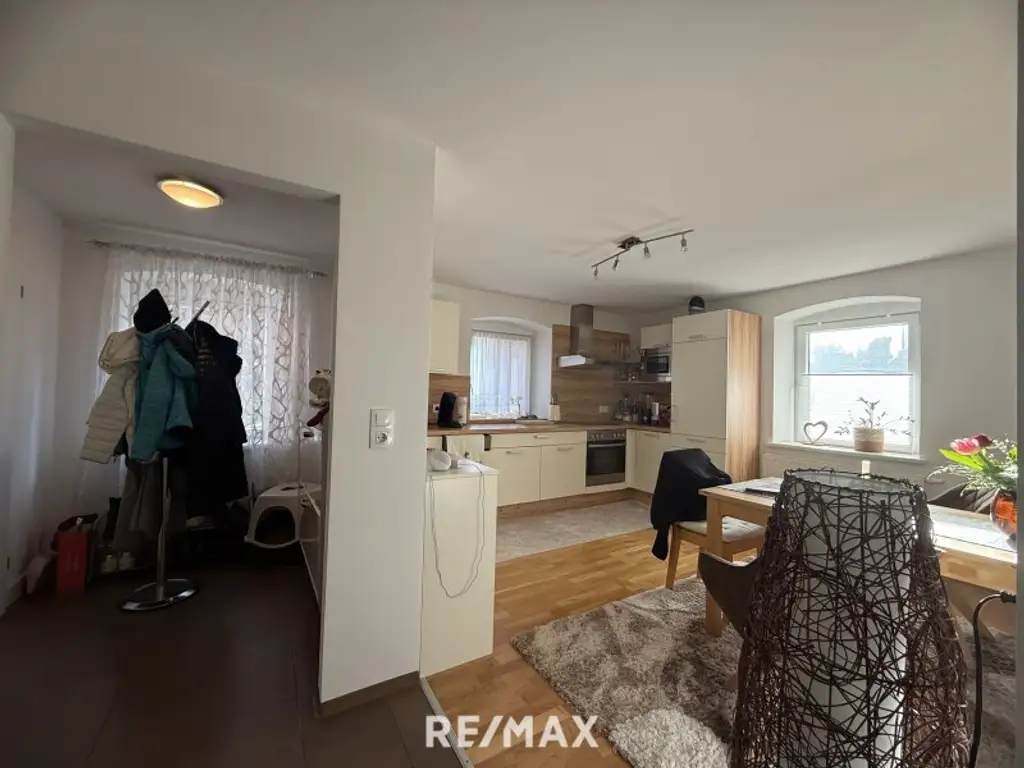 *** Top kernsaniertes 439m² Zinshaus mit Nebengebäude in Kindberg – 4 Einheiten incl. Carports, voll vermietet, starke Renditechance! ***