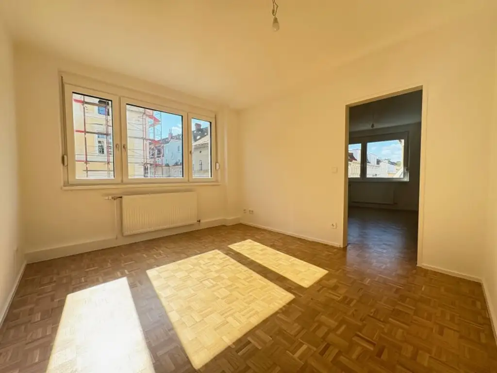 FAMILIENGLÜCK IM 7. - URBANE TRAUMWOHNUNG FÜR STADTLIEBHABER:INNEN