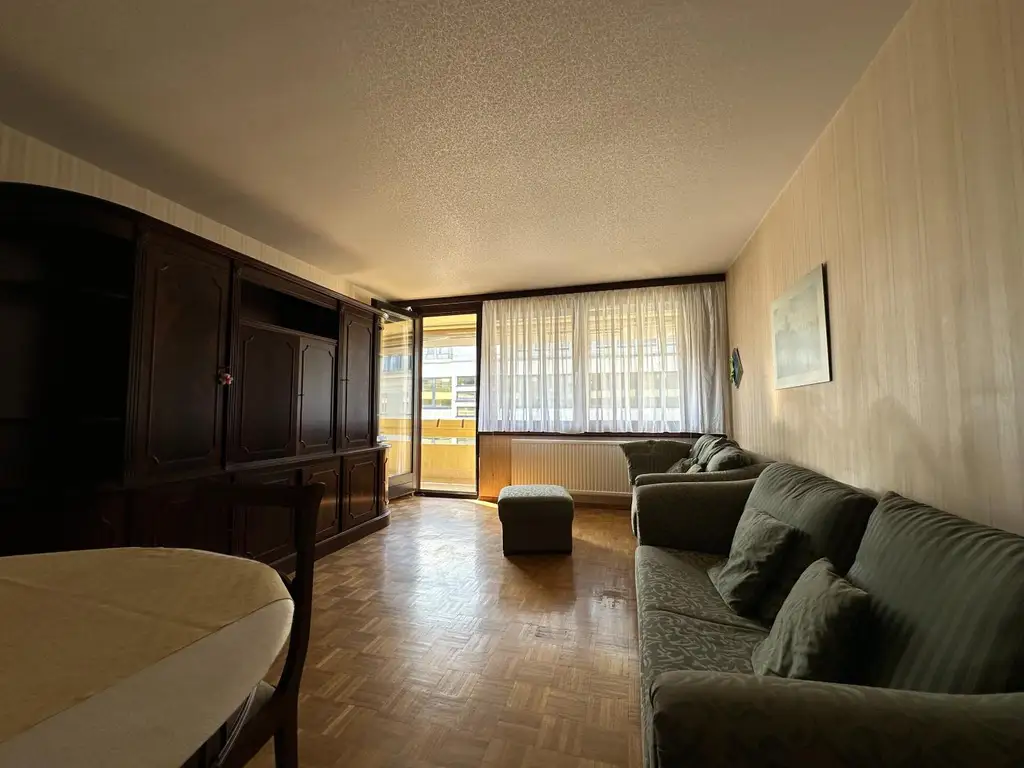 Südseitige 2-Zimmer-Wohnung mit Loggia – hell, ruhig & bestens angebunden